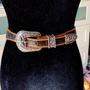 Perfect condition- Justin Star of Texas hand-tooled women’s belt size 38